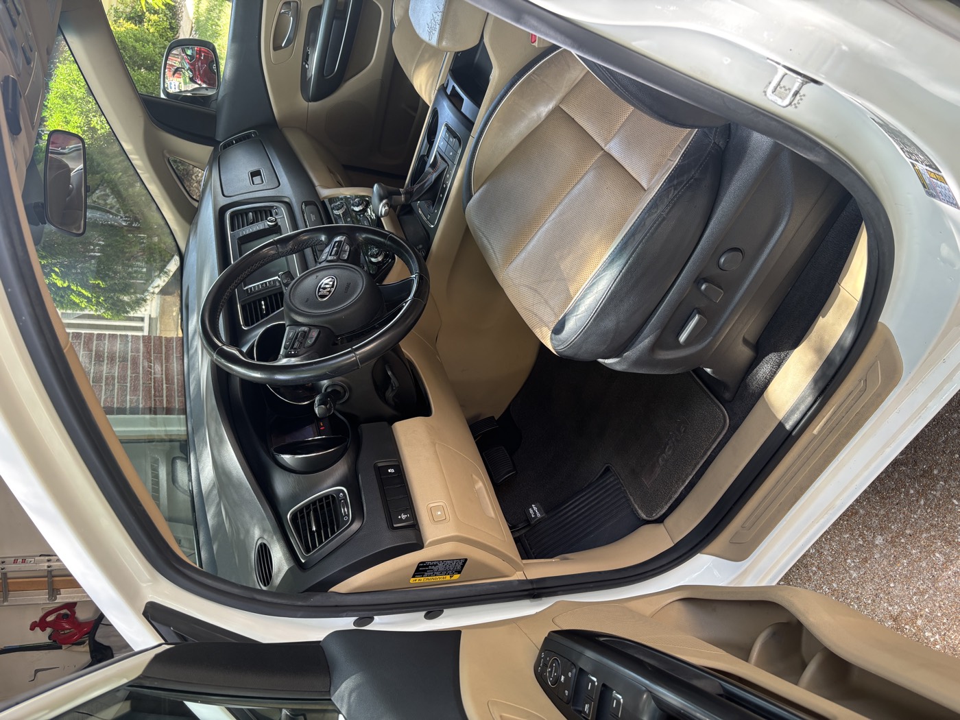 Driver area and floor mat spotless after an interior detail